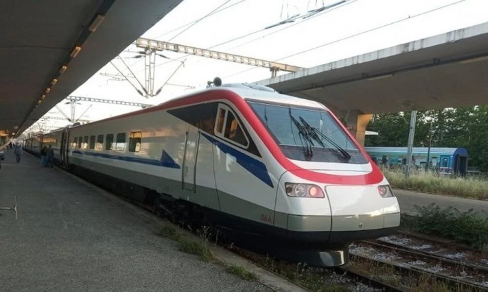Εκκενώθηκε τρένο από Σέρρες προς Θεσσαλονίκη λόγω φωτιάς